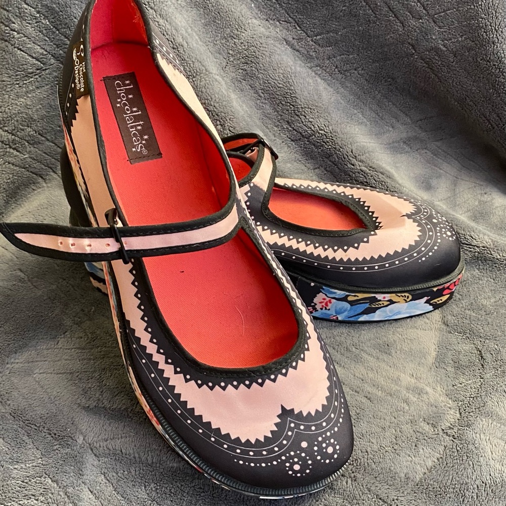 Hot Chocolate pink platform Mary Janes size 11 (women’s)